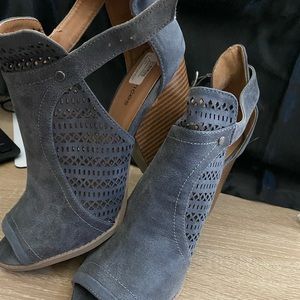 Chunky Heeled Shoes